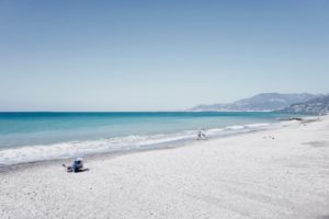 rockyourbnb airbnb italien strand